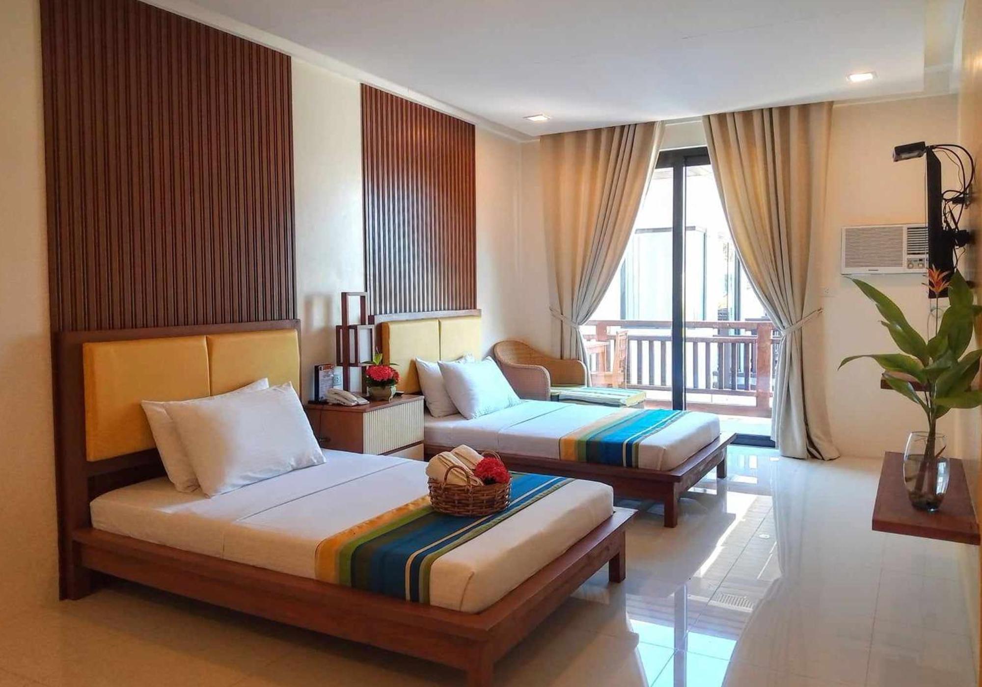Puerto Del Sol Beach Resort And Hotel Club Bolinao Pangasinan Екстер'єр фото