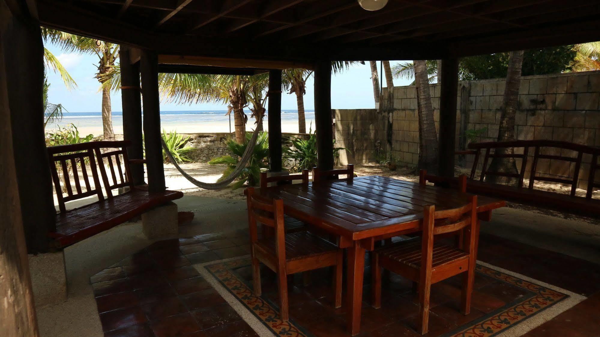 Puerto Del Sol Beach Resort And Hotel Club Bolinao Pangasinan Екстер'єр фото